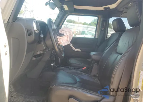 2017 Jeep Wrangler Unlimited Sahara из США, поврежденный, VIN 1C4BJWEG4HL645419